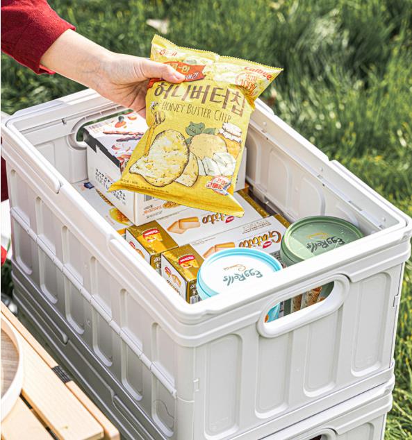 Foldable storage boxes for picnic and travel